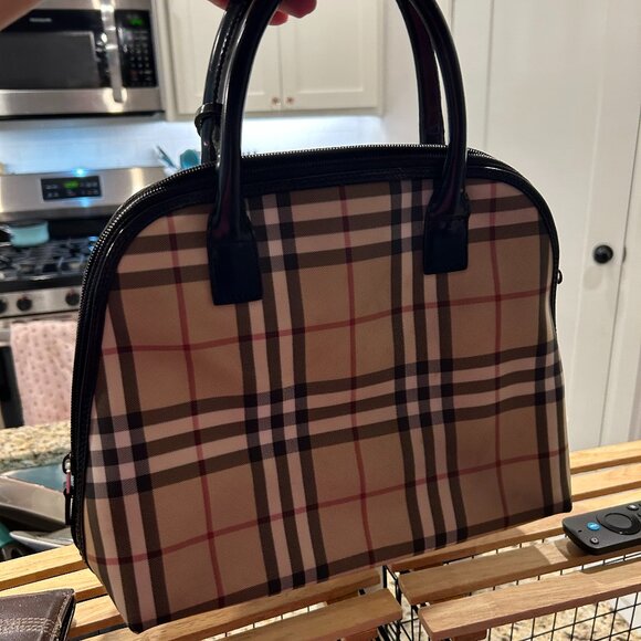 Alma Burberry Bag Authentic - Picture 1 of 5